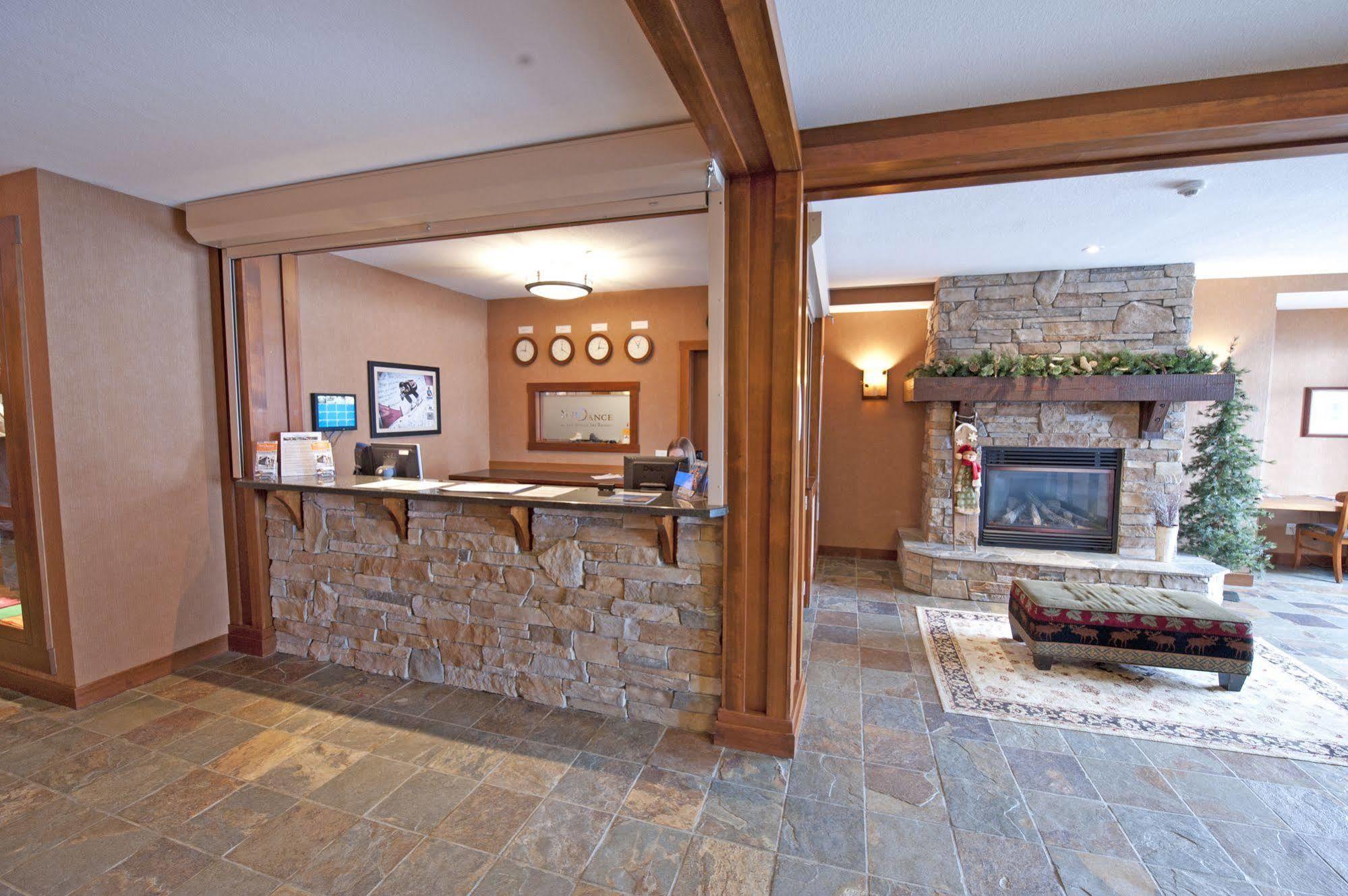 Sundance Resort Big White Ski Resort Ngoại thất bức ảnh